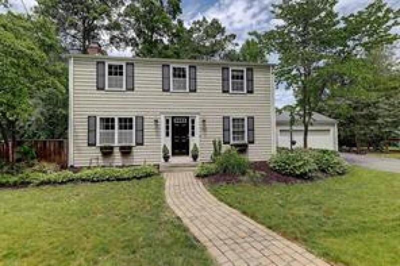 352 Nayatt Rd, Barrington, RI 02806 House Rental in Barrington, RI