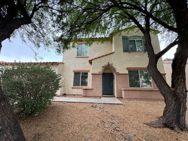 Building Photo - 4 Bedroom - 2.5 Bath - 2485 Sq. Ft - Sahua...