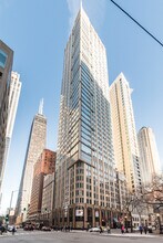 Building Photo - 57 E Delaware Pl