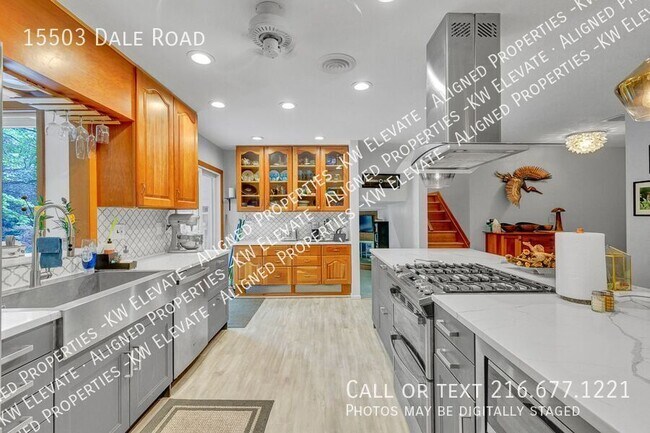 Foto del edificio - 15503 Dale Rd