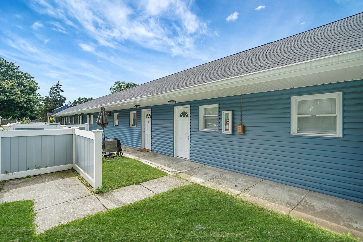 Foto principal - 16 Bellport St