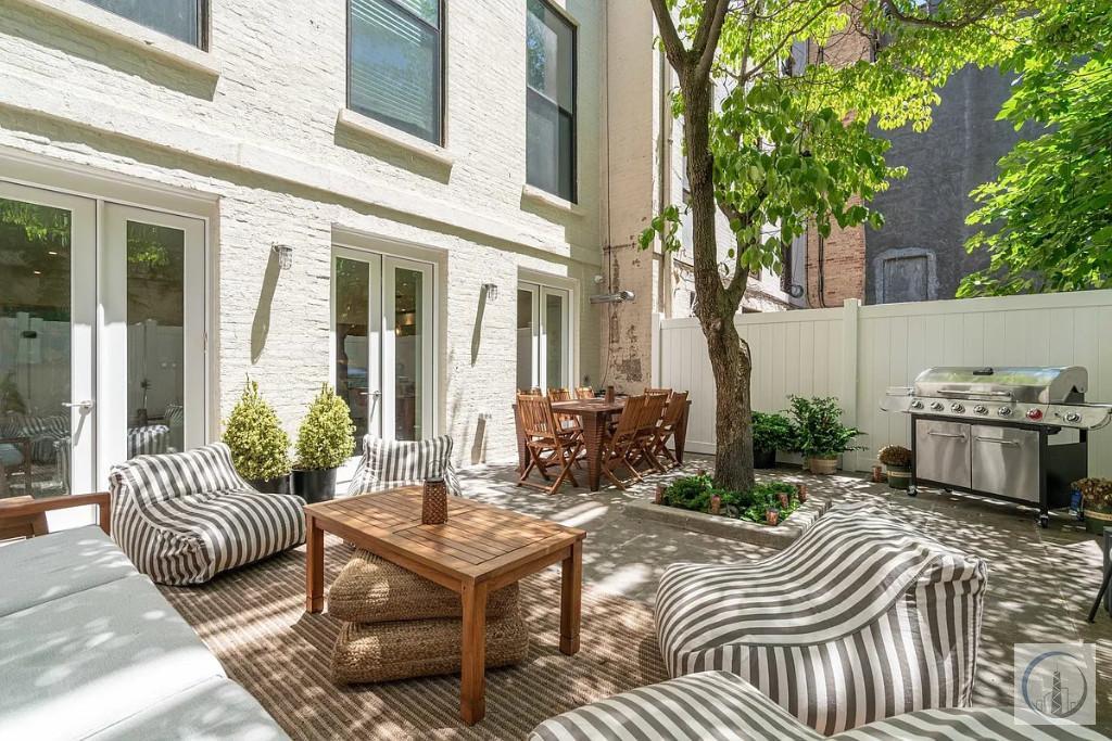 Foto principal - East 15th Street