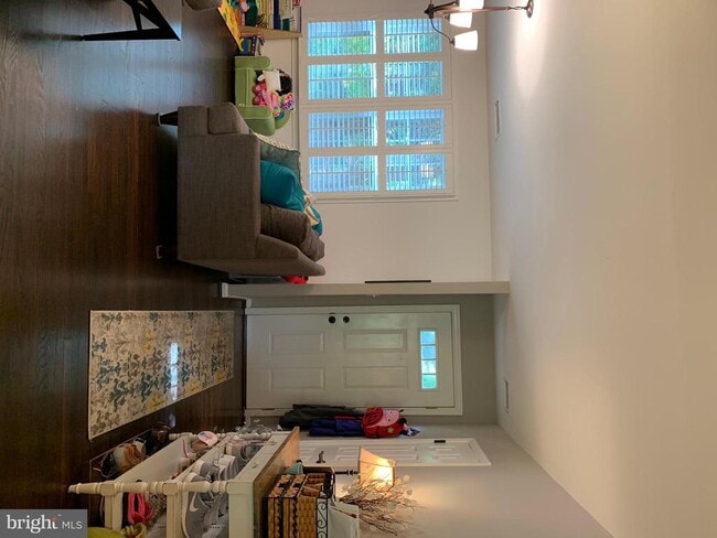 Building Photo - 5983 First Lndg Wy