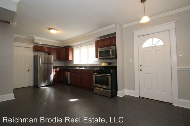Building Photo - 1555 Ella T Grasso Blvd