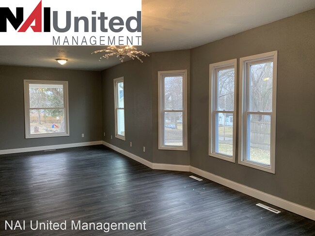 Foto del edificio - 4 br, 2 bath House - 1011 27th St
