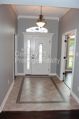 Building Photo - 1407 Lost Creek Dr