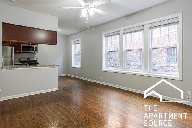 Foto del edificio - 3708 N Sheffield Ave