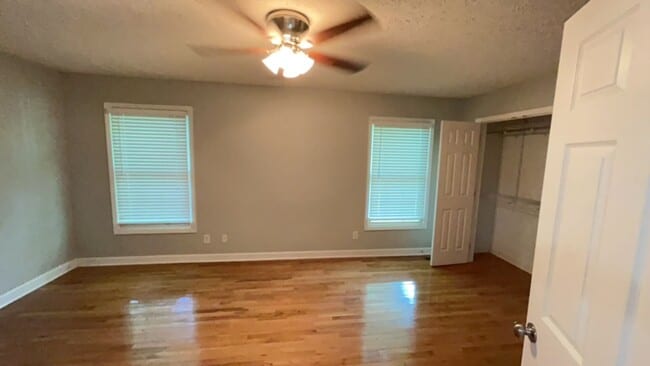 Building Photo - Great house in Middletown Coming Soon!