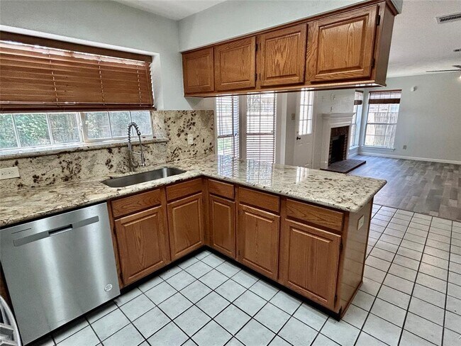 Building Photo - 14210 Heather Falls Way