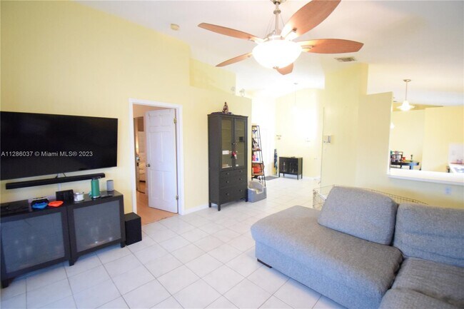 Foto del edificio - 7507 NW 169th Terrace