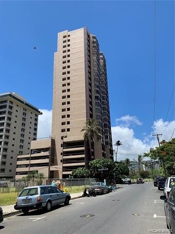 Building Photo - 320 Liliuokalani Ave