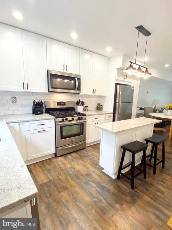 Building Photo - 11122 Rock Garden Dr