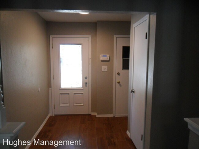 Building Photo - 3 br, 2 bath House - 325 Woodside Drive