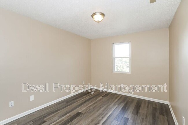 Foto del edificio - 2828 Lumpkin Rd