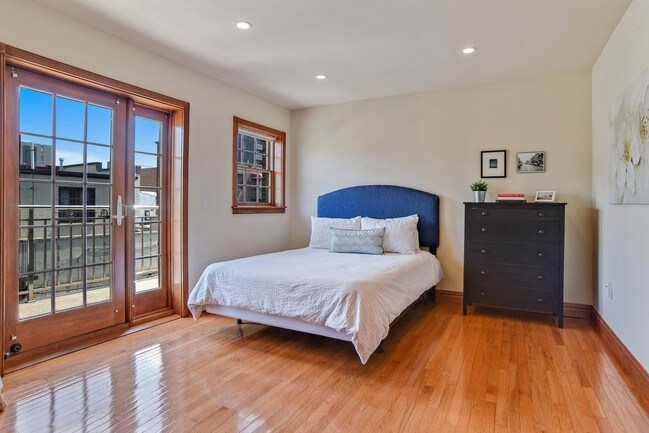 Habitación principal - 93 16th St
