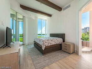 Building Photo - 60 Seagate Dr
