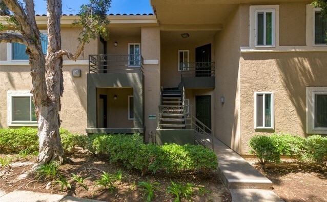 Building Photo - 7525 Charmant Dr