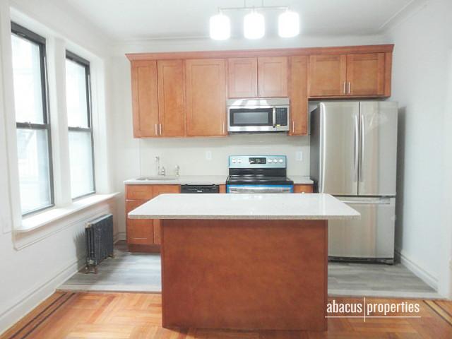 Foto del edificio - 724 E 27th St