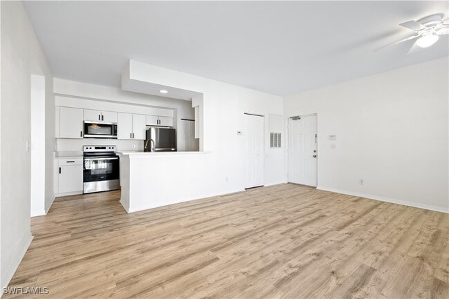Building Photo - 4690 St Croix Ln