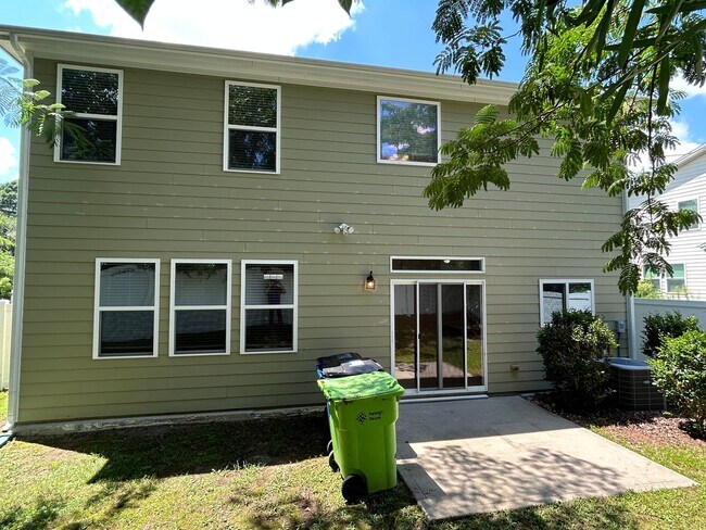 Foto del edificio - 3 Bedroom | 2.5 Bath Home in Raleigh - Fen...