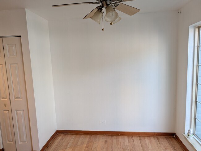 Foto del edificio - 843 E Princeton Cir