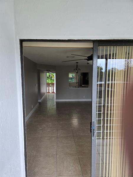 Foto del edificio - 7830 Northwest 33rd Street
