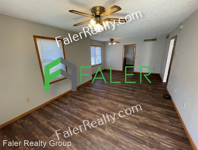 Foto del edificio - 2 br, 1 bath House - 313 Spruce Dr