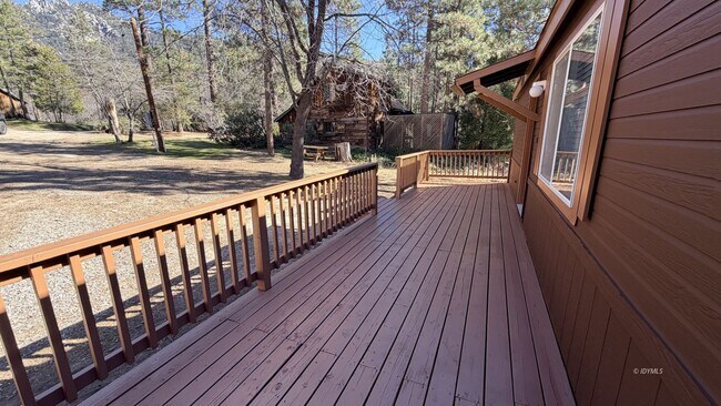 Foto del edificio - Walk to Town 3 Bedroom Home