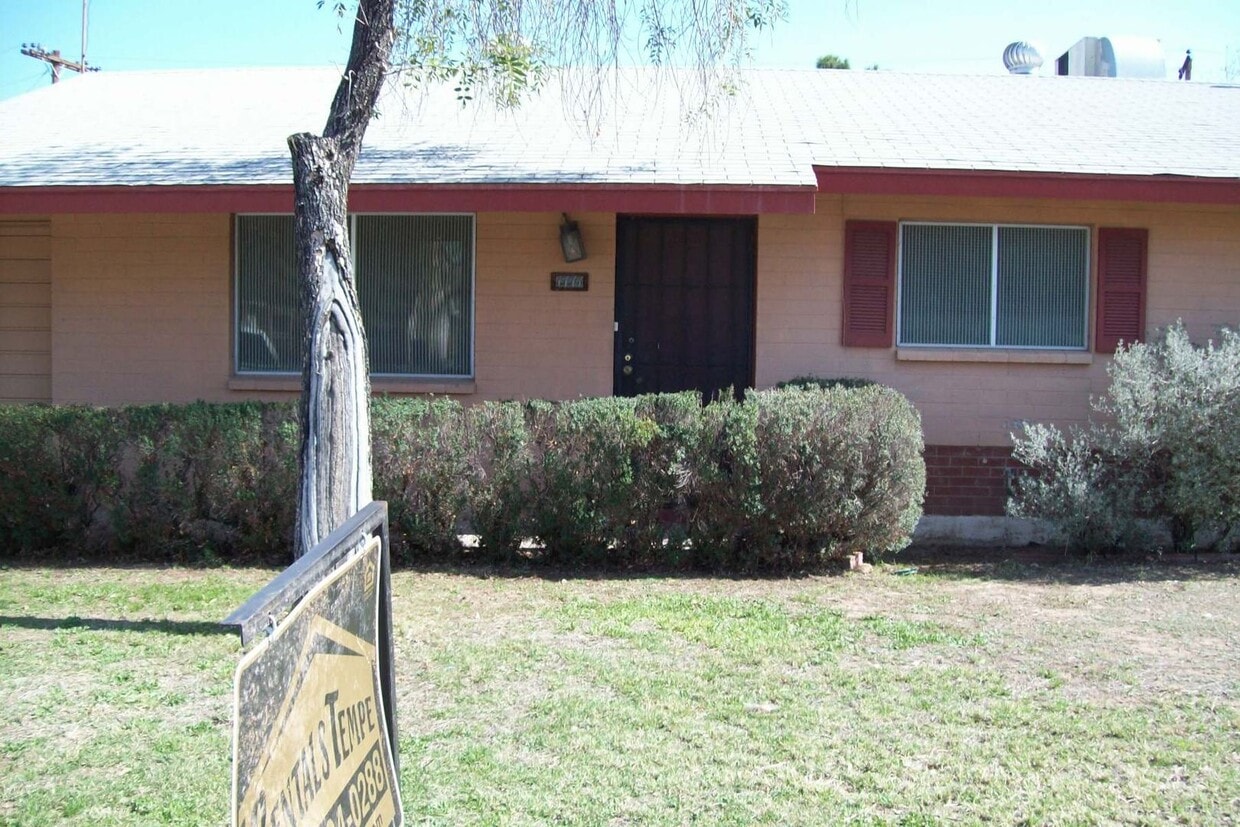 Spacious 3-Bedroom Home in Tempe - Spacious 3-Bedroom Home in Tempe