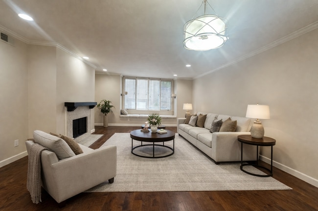 Building Photo - Large 1 Bedroom 1 Bath for rent at Villa Europa in UTC area