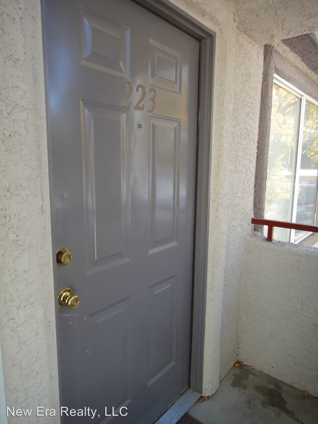 Foto principal - 4955 LINDELL Rd
