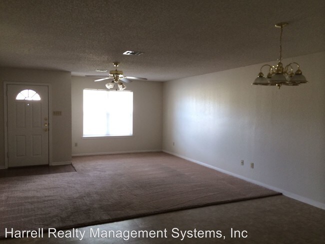 Building Photo - 513 Verlo Dr