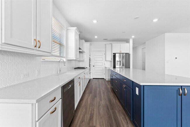 Building Photo - 323 Fish Trap Rd