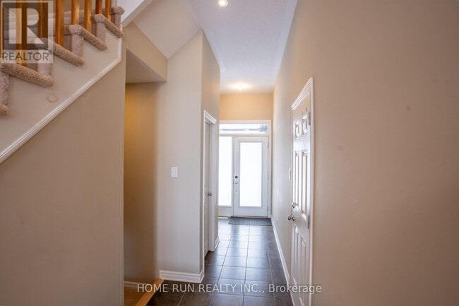 Building Photo - 914 Fletcher Cir