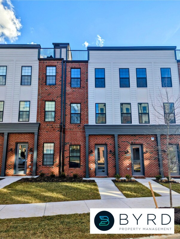 Foto principal - 13300 Coalfield Station Ln