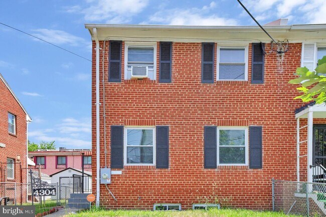 Foto del edificio - 4304 Wheeler Rd SE
