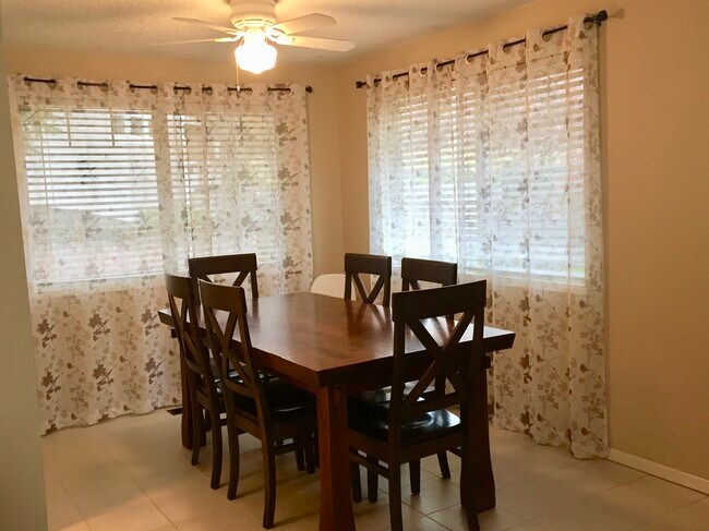Foto del edificio - 23134 Bland Cir