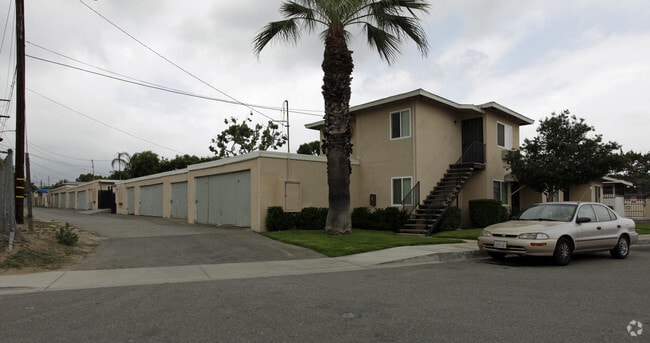 Building Photo - Pinehurst Villa