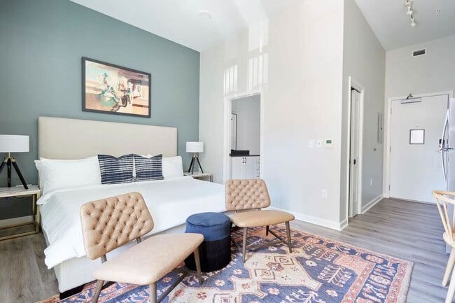 Building Photo - 1016 Canal St