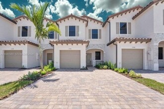 Building Photo - 11926 SW 247th Ter