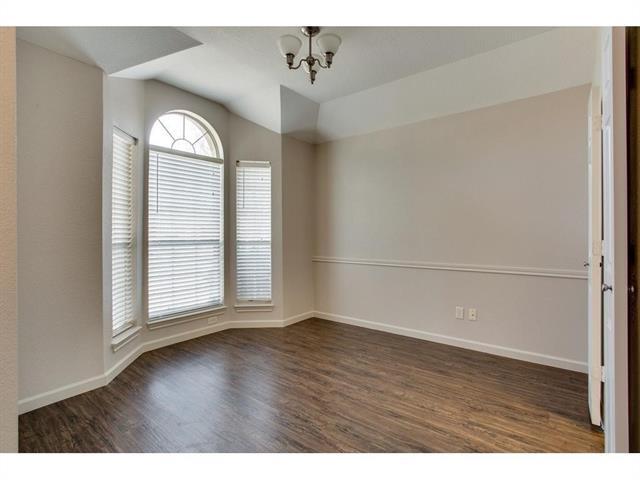 Foto del edificio - 1414 Stella Dr