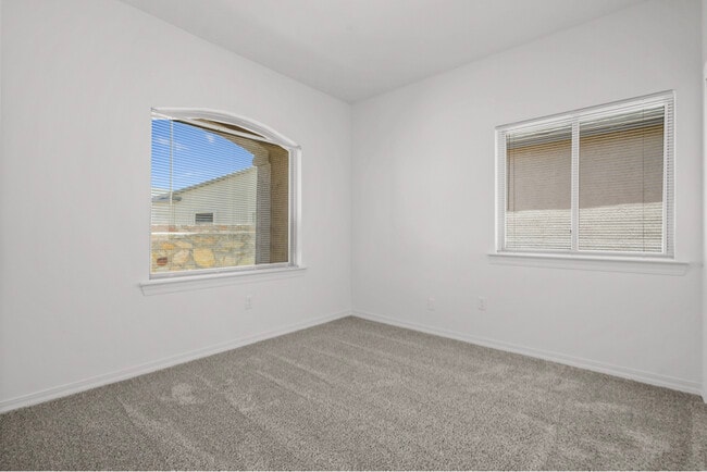 Foto del edificio - 13848 Vicki Brewer Ave