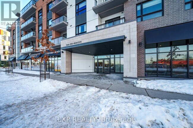 Building Photo - 1350 Hemlock Rd