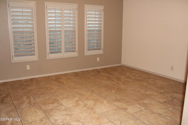 Building Photo - 3121 Tunnel Point Way