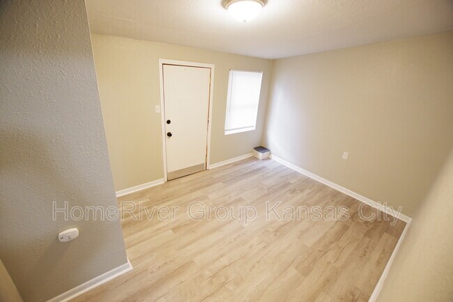 Building Photo - 8008 Olive St