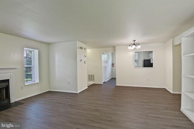 Foto del edificio - 7216 Lost Spring Ct