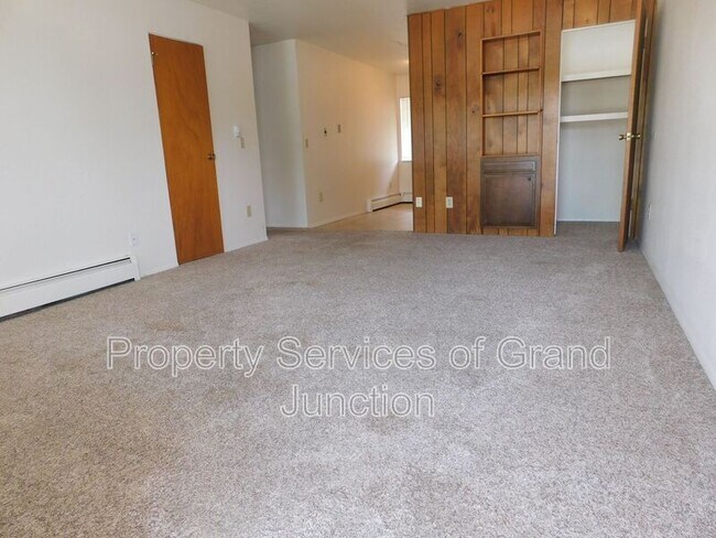 Foto del edificio - 2857 Elm Cir