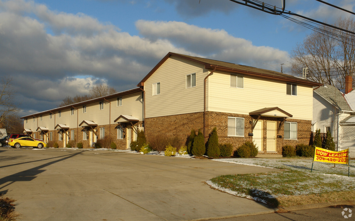 Primary Photo - Adam's Place Apartments