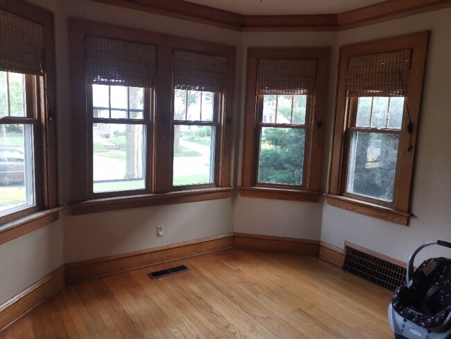 Foto del edificio - 8312 Gridley Ave