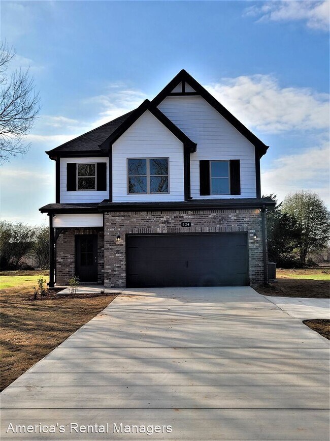 Building Photo - 4 br, 2.5 bath House - 124 Shady Lane